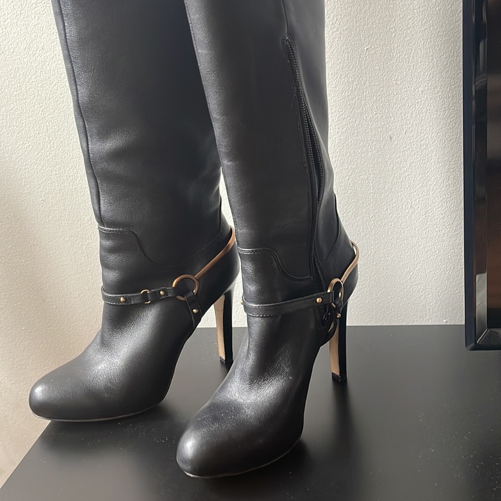 Beautiful ISOLA Boot - Picture 5 of 14